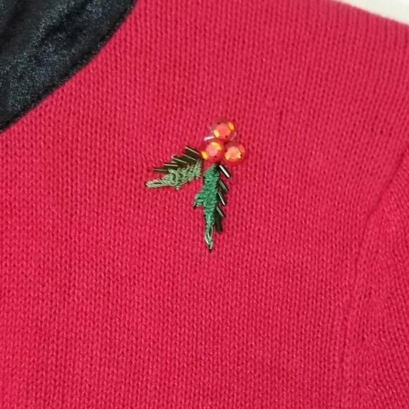 Vintage Tiara International Christmas Mistletoe & Poinsettia Full-Zip Sweater - Picture 4 of 5